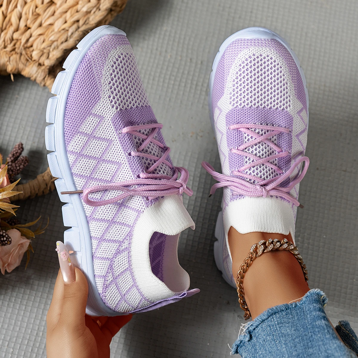 Sneakers da Donna in Maglia, M - Knit Fabric Lace Up Sneakers recensione e prezzo