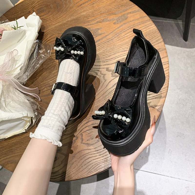 Scarpe Lolita 2026 Nere con Ta - Boots recensione e prezzo