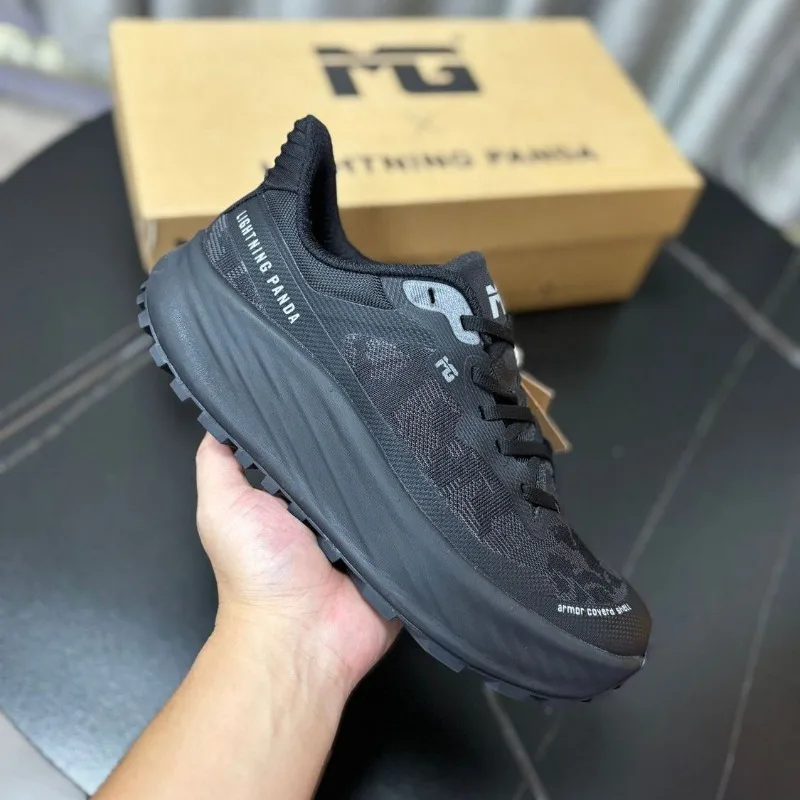 Nuove Scarpe Sportive Classich - Lightweight Road Running Shoes recensione e prezzo