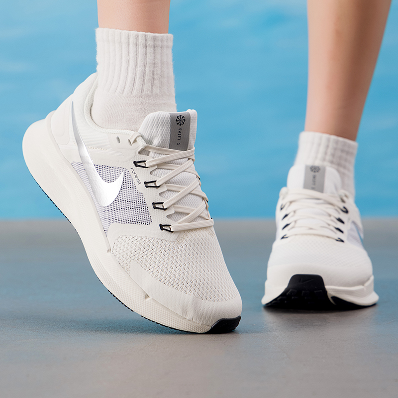Scarpe da donna Nike originali - Lightweight Road Running Shoes recensione e prezzo